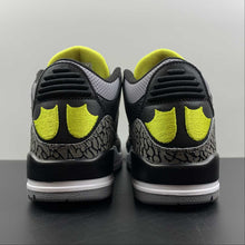 Cargar imagen en el visor de la galería, Air Jordan 3 Retro Oregon Ducks Pet Crew Black HO22-MNJDLS-5
