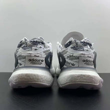 Cargar imagen en el visor de la galería, Adidas Day Jogger Boost Cloud White Core Black FX6170