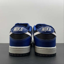 Cargar imagen en el visor de la galería, SB Dunk Low Pro Futura White Black Shark Nightshade 304292-013