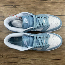 Cargar imagen en el visor de la galería, SB Dunk Low Essential Paisley Pack Worn Blue White DH4401-101