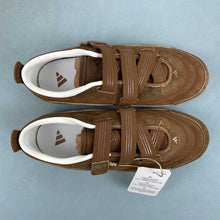Cargar imagen en el visor de la galería, Adidas Urban Reverie Brown Brown Off White KJ4034