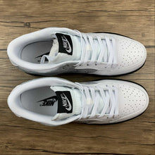 Cargar imagen en el visor de la galería, SB Dunk Low White Neutral Gray Black 317813-101