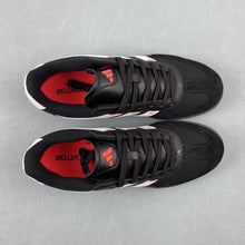 Cargar imagen en el visor de la galería, Adidas Predator Freestyle Black White Solar Red IF1025