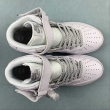 Cargar imagen en el visor de la galería, Air Force 1 07 Mid White Silver WP5623-836