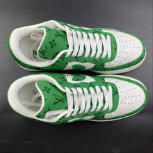 Cargar imagen en el visor de la galería, Louis Vuitton Trainer Snaker x Air Force 1 White Green LK0226