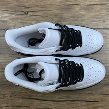 Cargar imagen en el visor de la galería, LV x Air Force 1 07 Low White Black White LV3369 101