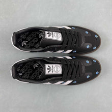 Cargar imagen en el visor de la galería, Adidas Samba OG Light Blue Floral Core Black Footwear White Gum IF4397