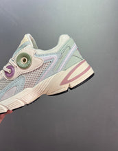 Cargar imagen en el visor de la galería, Adidas Astir Wonder White Bliss Halo Green GZ4333