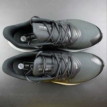 Cargar imagen en el visor de la galería, Zoom Winflo 7 Black Metallic Cool Grey CU3870-001