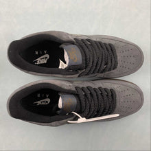 Cargar imagen en el visor de la galería, Air Force 1 07 Low Off Noir Dark Chocolate White DO6730-001