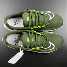Cargar imagen en el visor de la galería, Zoom Fly 5 Olive Green Black-White DM8968-301