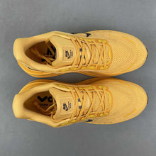 Cargar imagen en el visor de la galería, Nike Vomero Premium Yellow Black HQ2050-012