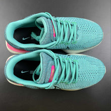 Cargar imagen en el visor de la galería, ZOOMX Invincible Run FK 2 Light Green DC9993-300