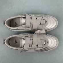 Cargar imagen en el visor de la galería, Adidas Urban Reverie Silver Metallic Clear Onix Gum5 JQ9392