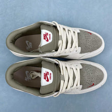 Cargar imagen en el visor de la galería, SB Force 58 Coconut Milk Neutral Olive DV5477-106