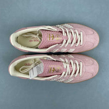 Cargar imagen en el visor de la galería, Adidas Gazelle Indoor Wonder Mauve Crew White Gum 3 JS1413