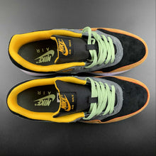 Cargar imagen en el visor de la galería, Air Max 1 Ugly Duckling Anthracite Honeydew Black Kumquat DZ0482-001