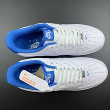 Cargar imagen en el visor de la galería, Air Force 1 Low White University Blue DR9867-101