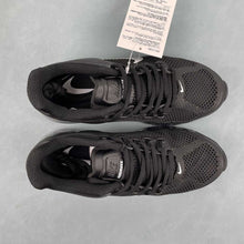 Cargar imagen en el visor de la galería, Nike Air Max 2013 Black and White 554886 103
