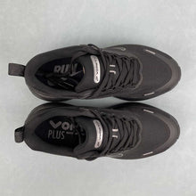 Cargar imagen en el visor de la galería, Nike Zoom Vomero PLUS Black Carbon Grey HV8150-003