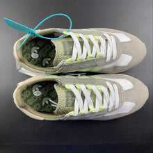 Cargar imagen en el visor de la galería, Adidas Retropy E5 Grey Green White HP7742