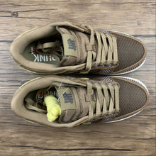 Cargar imagen en el visor de la galería, Undefeated x SB Dunk Low SP Canteen Lemon Frost DH3061-200