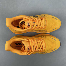 Cargar imagen en el visor de la galería, Nike Vomero Premium Yellow FN8453-017