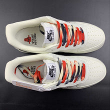 Cargar imagen en el visor de la galería, Air Force 1 07 Low Beige Dark Grey Red Chicago NA2022-006