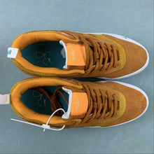 Cargar imagen en el visor de la galería, Air Max 1 Serena Williams Design Crew Curry White FQ4298-800