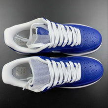 Cargar imagen en el visor de la galería, Louis Vuitton x Air Force 1 Blue Embossing MS 0232