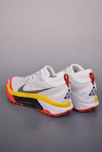 Cargar imagen en el visor de la galería, Nike ACG Zegama White Black Yellow Orange HV8113-114