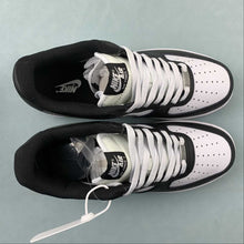 Cargar imagen en el visor de la galería, Air Force 1 07 Low Black White PF9055-775