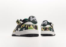 Cargar imagen en el visor de la galería, BAPE Sk8 STA Camouflage Black White