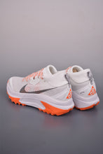 Cargar imagen en el visor de la galería, Nike ACG Zegama White Orange FQ0908-100