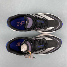 Cargar imagen en el visor de la galería, Adizero Boston 13 Core Black Silver Metallic Lucid Blue JS4950