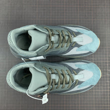 Cargar imagen en el visor de la galería, Adidas Yeezy Boost 700 Teablu FW2499