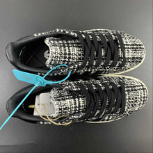 Cargar imagen en el visor de la galería, INVINCIBLE x DAYZ x Adidas Campus 80s Core Black Cream White HP2821