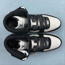 Cargar imagen en el visor de la galería, Air Force 1 07 Mid LV Suede Black White DV9988-100