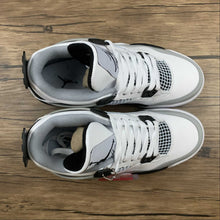 Cargar imagen en el visor de la galería, Air Jordan 4 Retro Lightning 2021 White Black Dark Grey CT8527-021