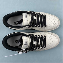 Cargar imagen en el visor de la galería, Stussy x SB Dunk Low Off White Black FC1688-151