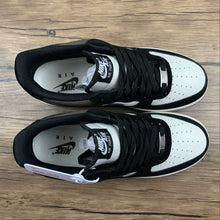 Cargar imagen en el visor de la galería, Air Force 1 07 Low Mocha Black White YG5063-203