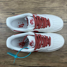 Cargar imagen en el visor de la galería, Air Force 1 07 Low Beige Red 315122-103
