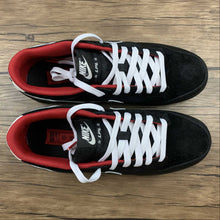 Cargar imagen en el visor de la galería, SB Dunk Low LPL League of Legends Black White Bright Crimson DO2327-011
