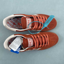 Cargar imagen en el visor de la galería, Adidas Handball Spezial Aged Red IG6191