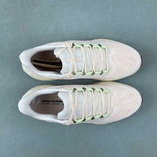 Cargar imagen en el visor de la galería, Air Zoom Pegasus 41 FP White Green Pink HM5539-133