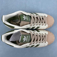 Cargar imagen en el visor de la galería, Adidas Superstar 2 Cream White Traoli Magbei KJ3967