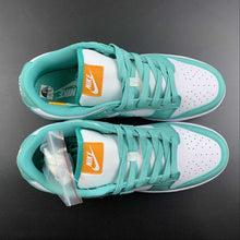 Cargar imagen en el visor de la galería, SB Dunk Low White Turquoise Green Orange DV2190-100