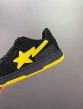 Cargar imagen en el visor de la galería, BAPE Sk8 STA Black Electric Yellow