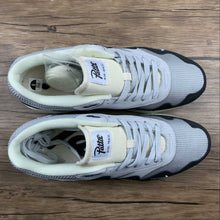 Cargar imagen en el visor de la galería, Patta x Air Max 1 Monarch Dark Grey Black White DH1348-002