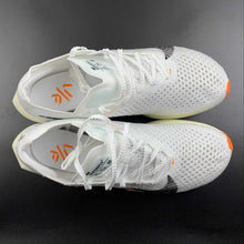 Cargar imagen en el visor de la galería, Air ZoomX Vaporfly Next 3 White Black Orange DV4219-300